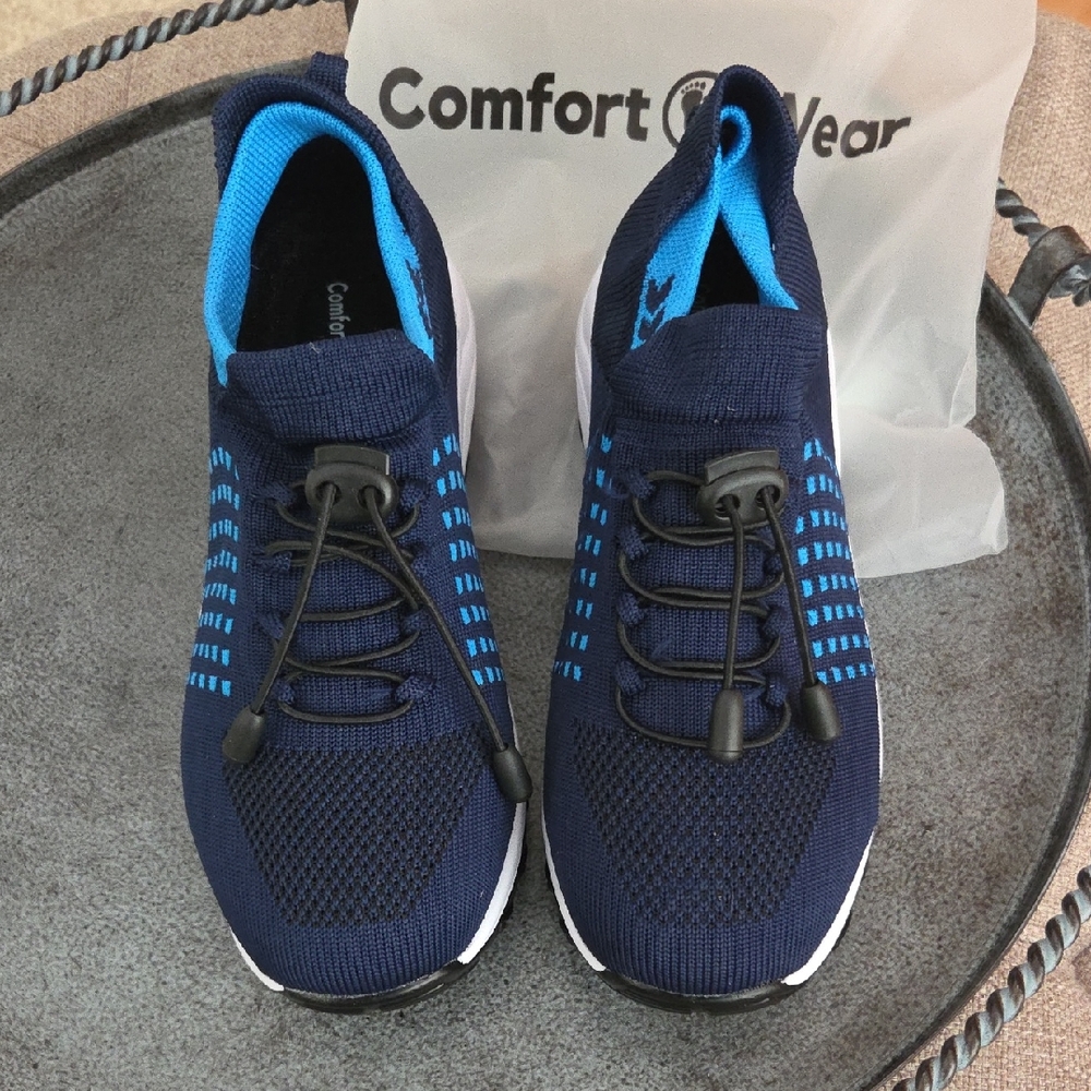 Women's Navy Blue Athletic Shoes